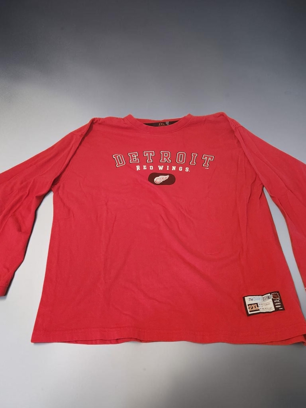 NHL Detroit Red Wings Long-Sleeve Crewneck Shirt - Red